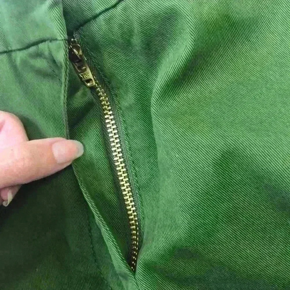 J. Crew Womens Size 4 7” Stretch Chino Shorts Cotton Green Style H5809 - Picture 5 of 6